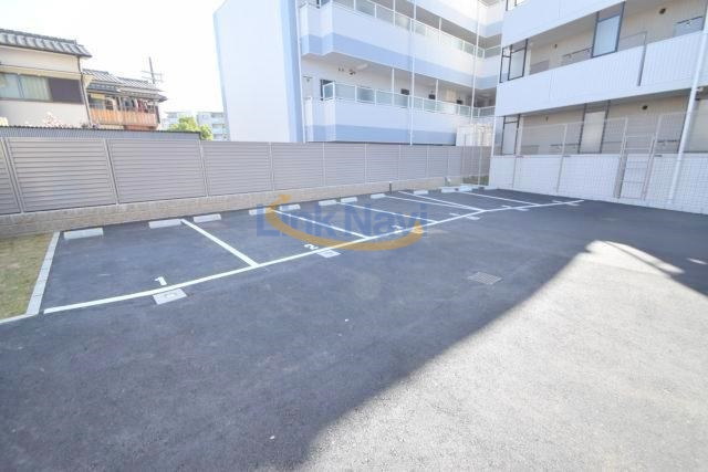【駐車場】 | レジュールアッシュ淡路駅前