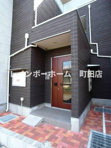 リブリ・ハナミズキ湘南台※初期費用分割後払いサービス利用可能物件のエントランス