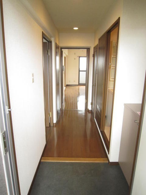 ベルク長岡京のロビー