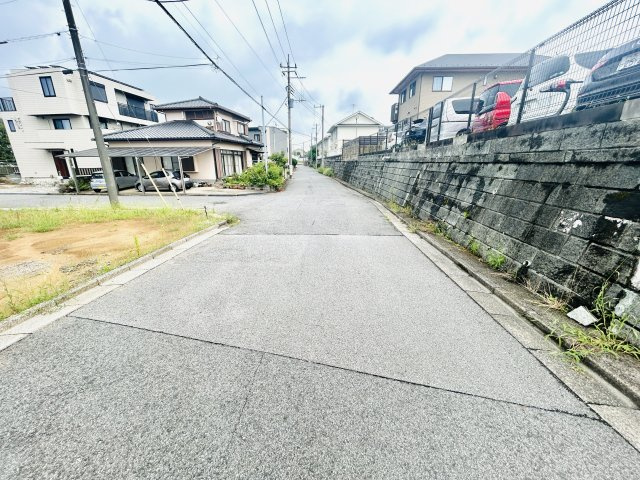 グラファーレ千葉市緑区あすみが丘１丁目４期の前面道路含む現地写真