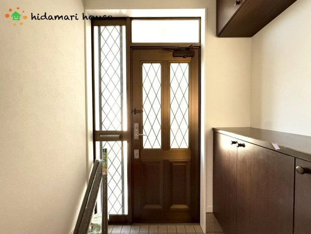 上尾市中妻5丁目　中古戸建の玄関