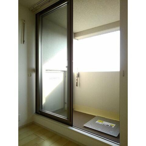 横浜市泉区中田南２丁目の賃貸マンションのバルコニー