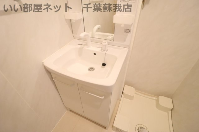 サンアベニューⅣの洗面所|朝の準備に活躍する、洗髪洗面化粧台！