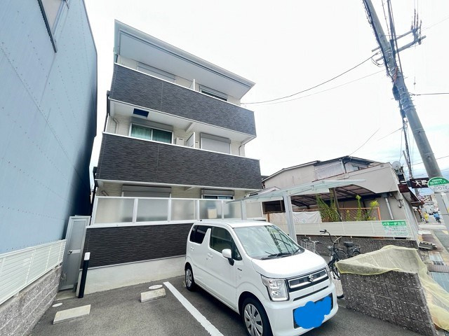 パラーダ立花の外観