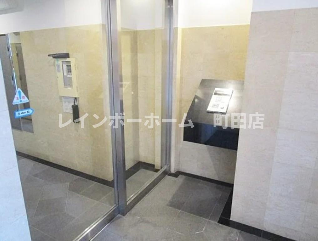 Molle相模大野※初期費用分割あと払いサービス利用可能物件のエントランス