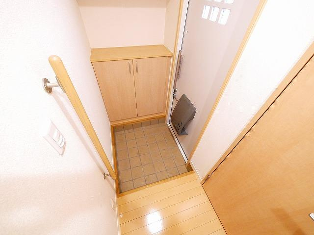 カーサフェリーチェの玄関|明るい玄関です