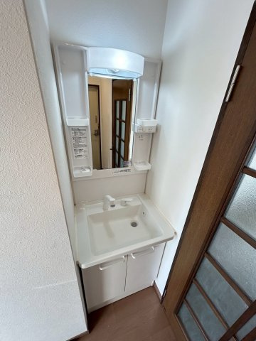 ルミナス浜芦屋の洗面所