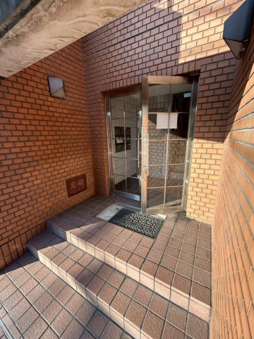 ルミナス浜芦屋のエントランス
