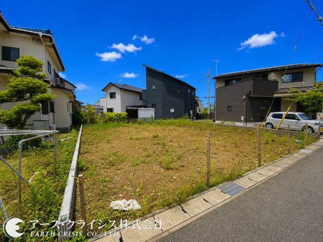 【外観】 | 流山市西平井2丁目 | 建築条件がなく、お好きなハウスメーカーでの建築はもちろん、当社でも注文建築を承ることができるので、土地の購入から注文建築までの流れも一括でできます♪
