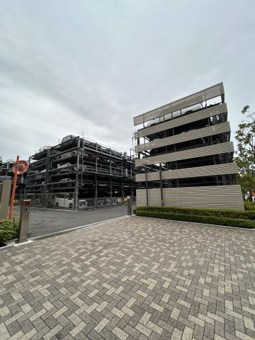 クラッシイハウス尼崎　ＧＲＡＮＤ　ＰＬＡＣＥの駐車場