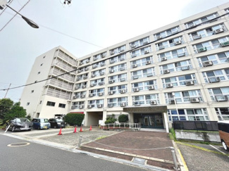 【外観】 | 万代コーポ | 南向きの最上階！日当り・通風良好♪たっぷりの陽光に包まれる明るい住まいに気持ちも明るくなりますね！