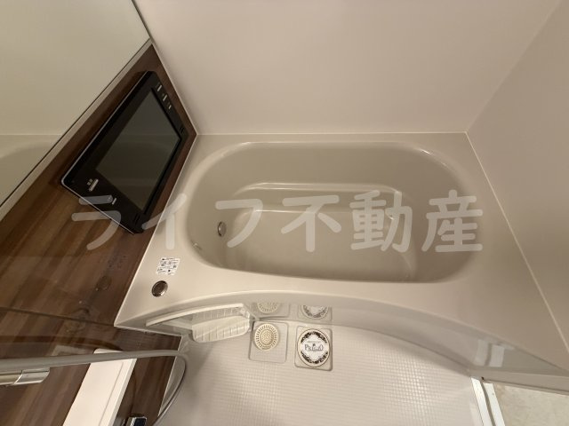 プレジオ玉造の浴室