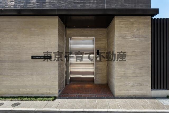 プライマル浅草言問通のエントランス