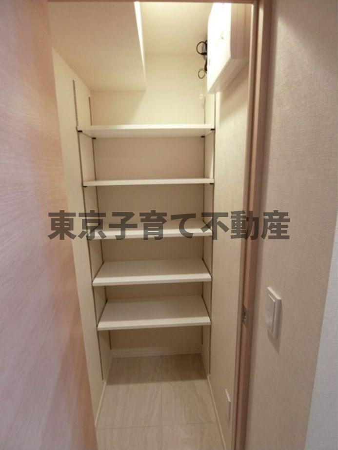 プライマル浅草言問通の収納
