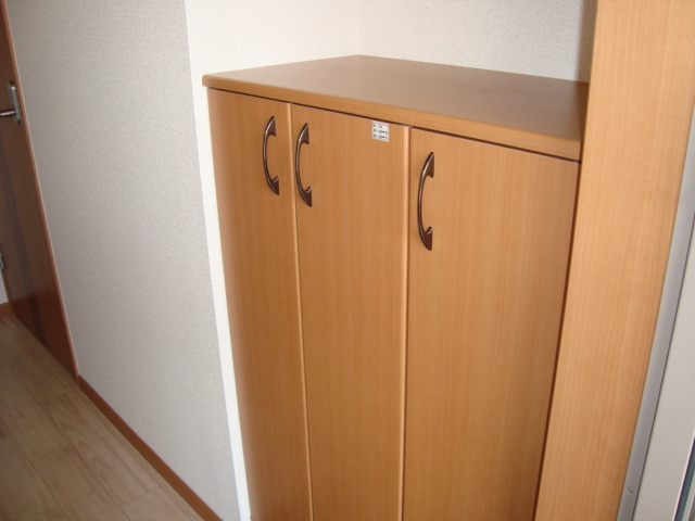 レオナ緑丘のその他|靴箱