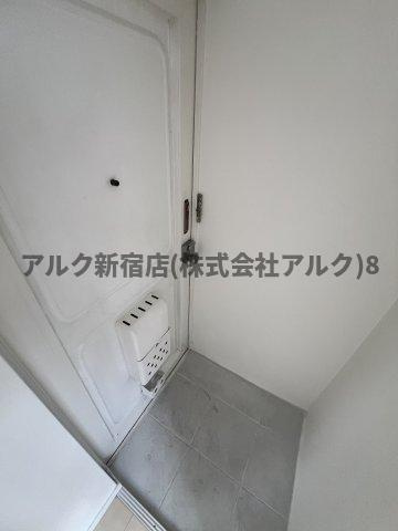 三田東中野コーポの玄関