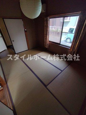 【和室】 | ユトリロ八幡 戸建