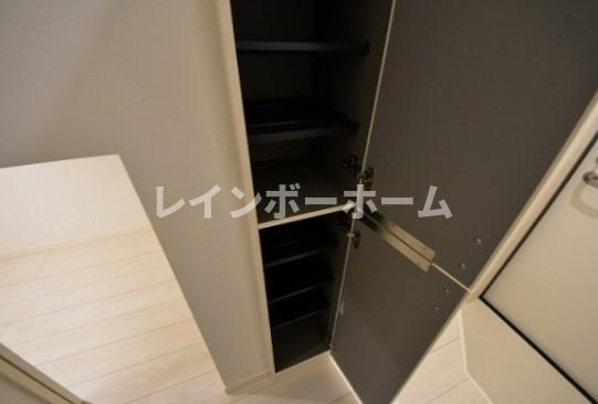CB川越レガンテの玄関