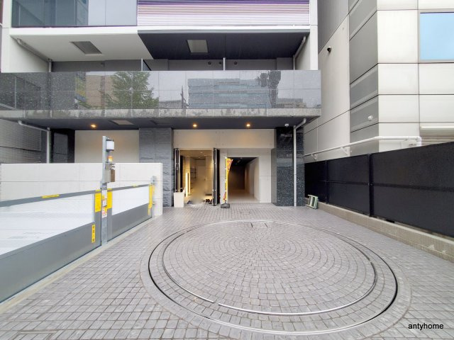 S-RESIDENCE江坂Lible　仲介手数料無料のエントランス