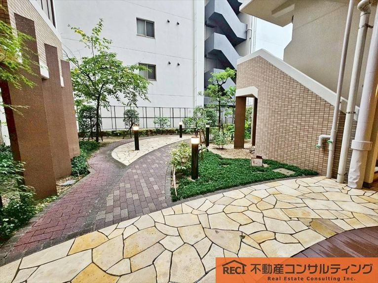 ネバーランド西宮の周辺