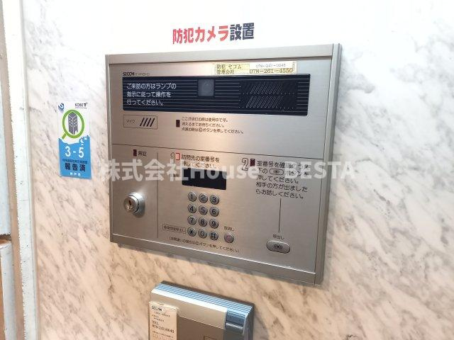 ジークレフ神戸元町のエントランス