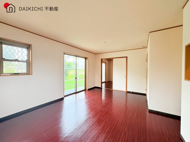 【居間・リビング】 | 坂戸市横沼　中古戸建