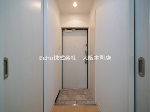 トモ南堀江の玄関