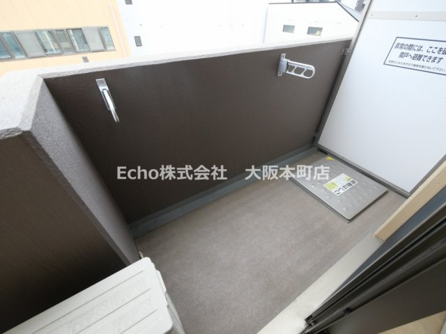 トモ南堀江のバルコニー
