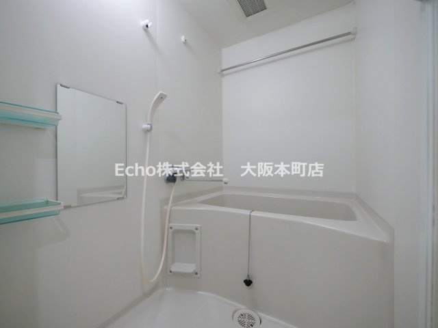 トモ南堀江の浴室