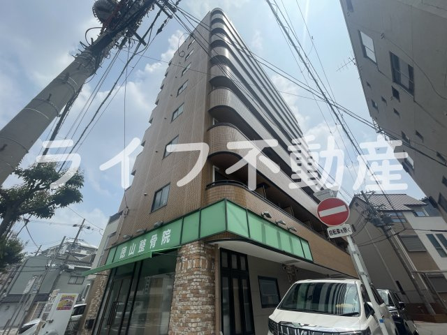 エムロード玉造の外観