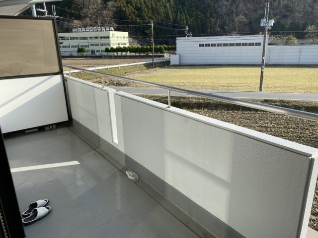 姫路市安富町安志のハイツのバルコニー