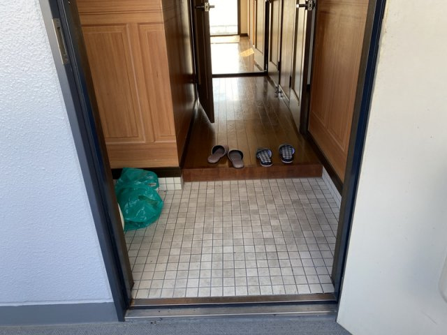 姫路市安富町安志のハイツの玄関