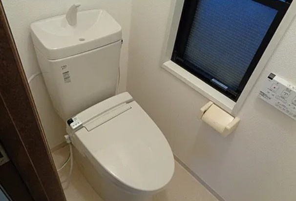 茅野ビルのトイレ