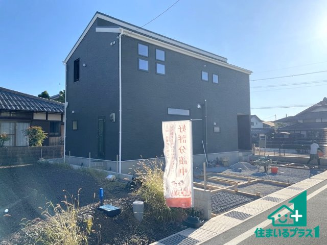 ★17(土)18(日)現地見学可能！★長浜市新庄寺町　第6期　新築一戸建ての外観|安心の10年保証！外観を美しく保ち、雨水で汚れを落とします！気になることがありましたら、お気軽にお問い合わせください！