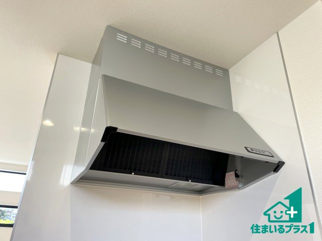 ★17(土)18(日)現地見学可能！★長浜市新庄寺町　第6期　新築一戸建ての設備|汚れにくいスロットフィルタでお手入れラクラク！ＬＥＤ照明付き！
