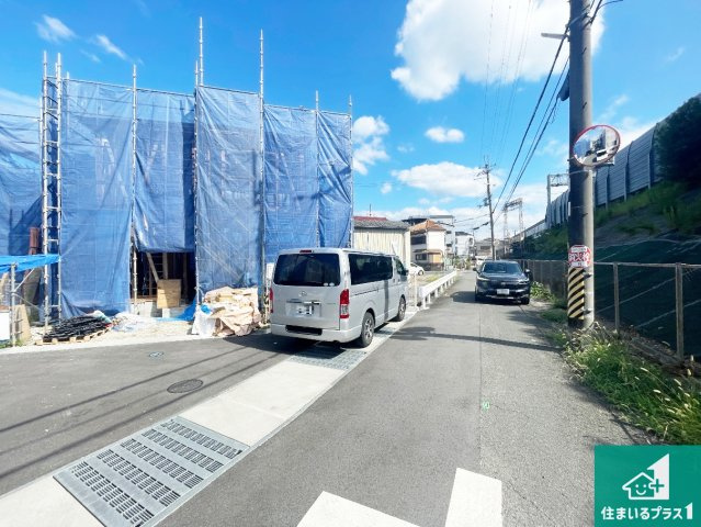 羽曳野市誉田　第2期　新築一戸建ての外観|周辺は落ち着いた街並みの住宅地！子育てがしやすい住環境です！まだ未完成ですが、現地でしかわからない事もございます。是非一度ご覧ください。