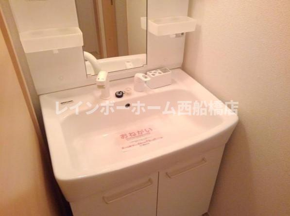 アメニティーCの洗面所