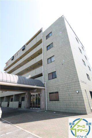 スクエア・ヴィレッジの外観