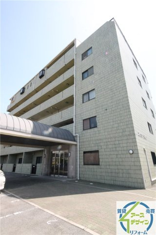 スクエア・ヴィレッジの外観