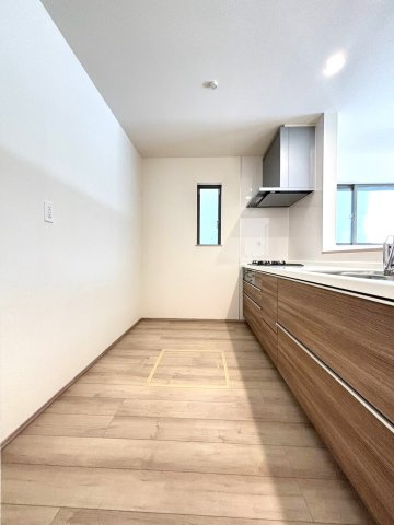 静岡市葵区田町７期　新築戸建　全７棟　E号棟のキッチン