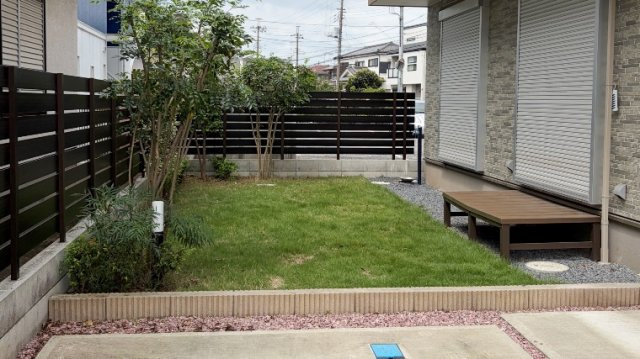 根戸戸建の庭