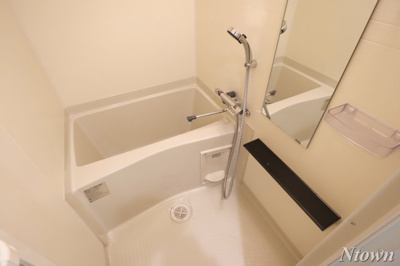 【浴室】 | プレサンス大須観音ビザリア | お風呂で日々の疲れを落としましょう