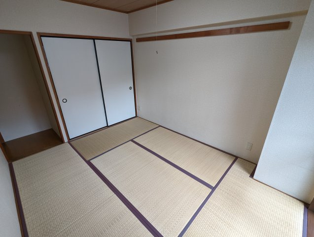 サニーヒルズの和室