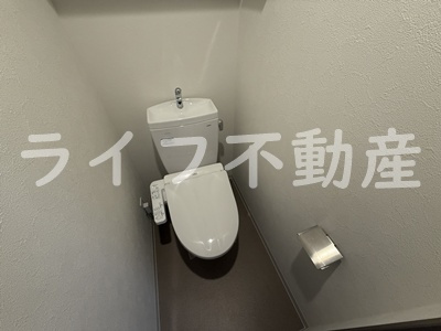プレサンスOSAKA東成中本ハーヴィルのトイレ|ゆったりとした空間のトイレです