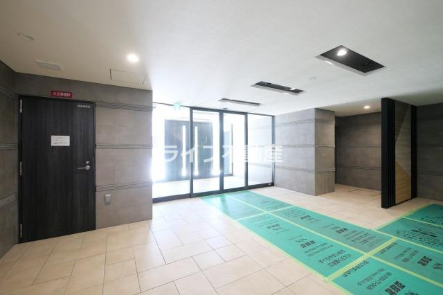 プレサンスOSAKA東成中本ハーヴィルのロビー|毎日通るロビーはこのようになっています