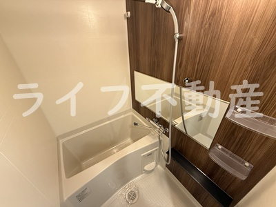 プレサンスOSAKA東成中本ハーヴィルの浴室|落ち着いた空間のお風呂です