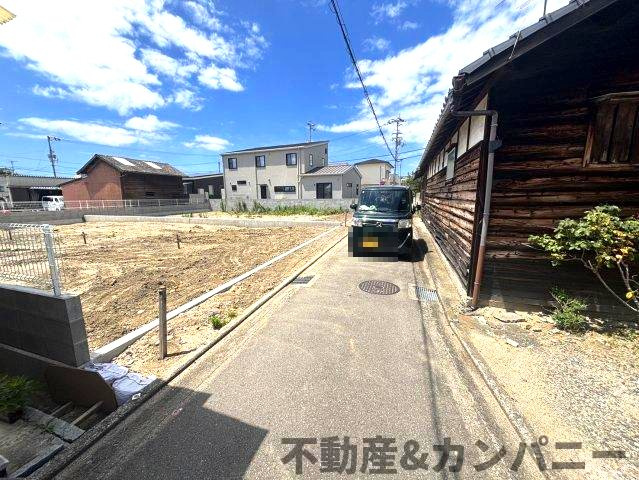 松前町北黒田のおトチの前面道路含む現地写真|前面道路含む現地写真です