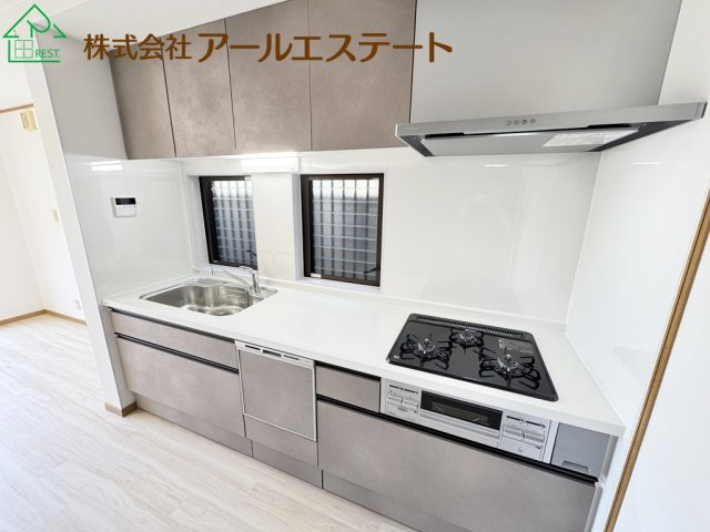 加古川市平岡町二俣　　　JR「東加古川駅」徒歩16分のキッチン