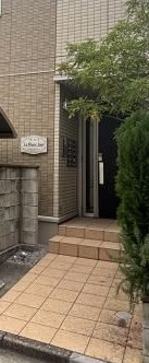 ブランジュールのエントランス