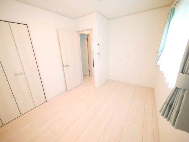 長生郡一宮町東浪見　平屋中古戸建の洋室|内外装リフォーム済み令和8年4月２LDK平屋外房線上総一宮駅徒歩約12分 都市ガス IH 駐車2台可